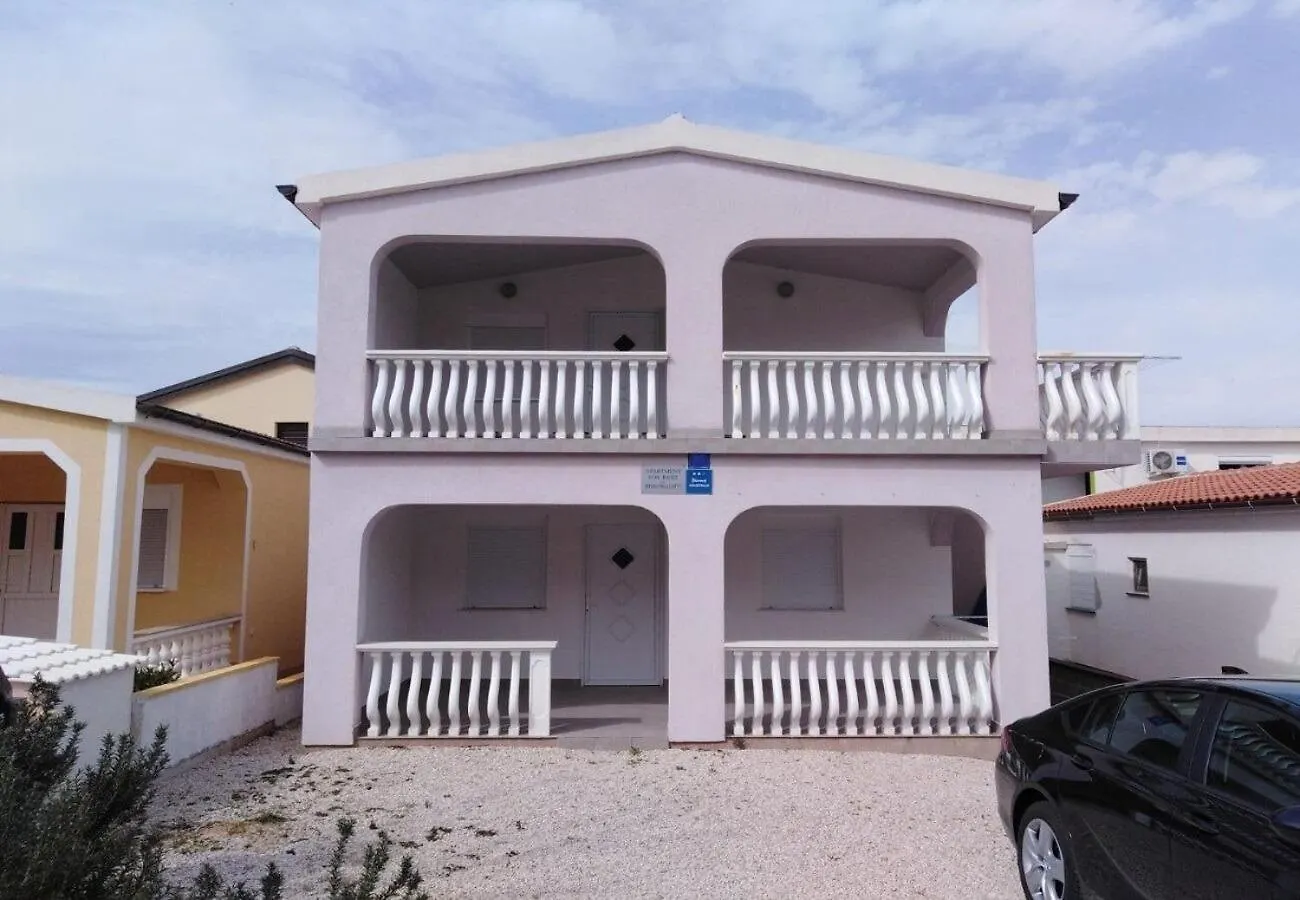 Apartment Island Of Love Vir 0*,